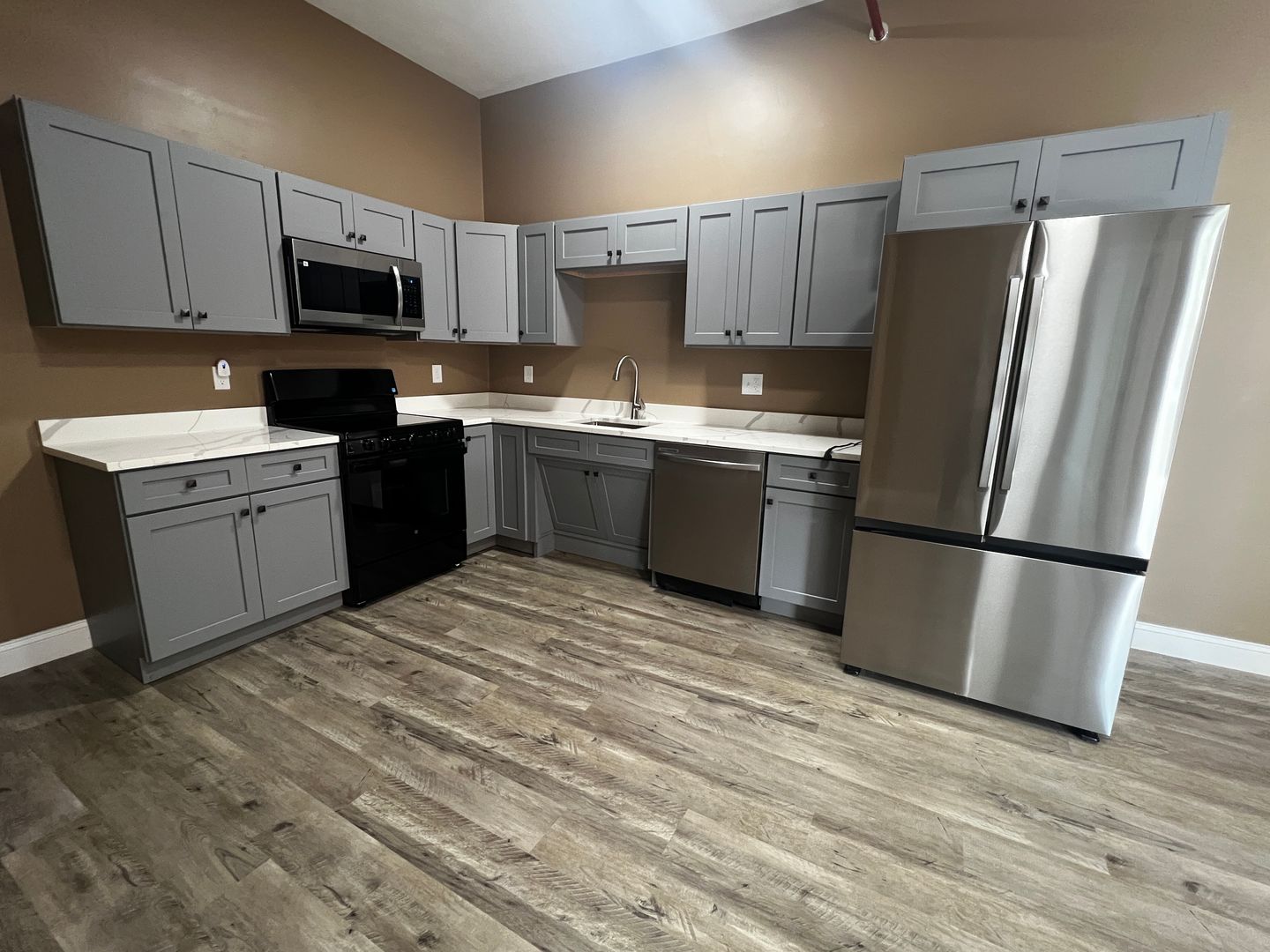 Worcester Apartment: 70 Webster St - 102