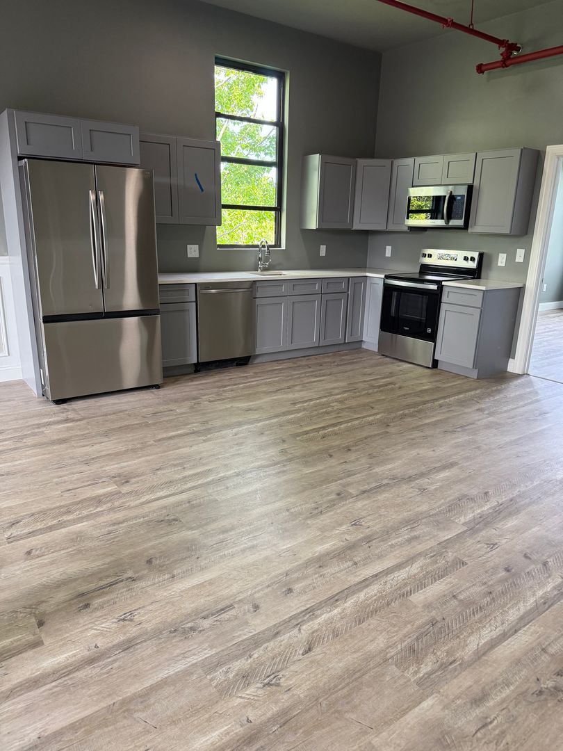 Worcester Apartment: 70 Webster St