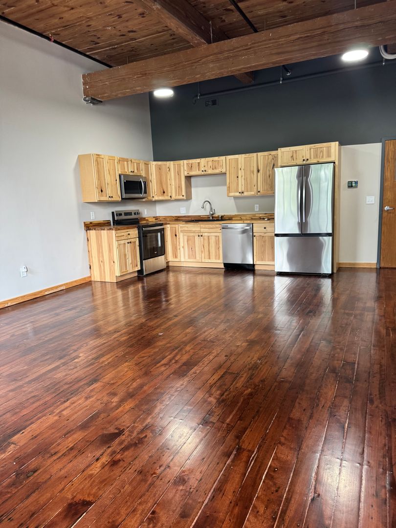 Worcester Apartment: 70 Webster St - 304