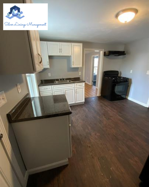 Welcome to 74 Wall Street Apt 1 in Worcester! – photo 1