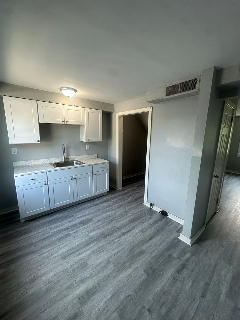 Tonawanda Townhome: 62-72 Crane Place