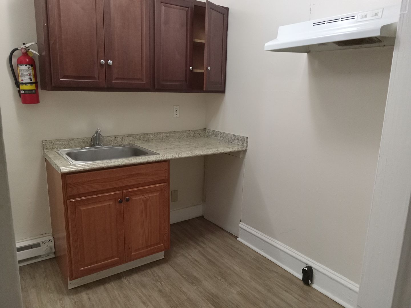 Bridgeton Apartment: 52 N Pearl St