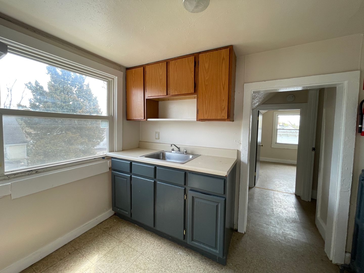 Bridgeton Apartment: 88 Bank St.