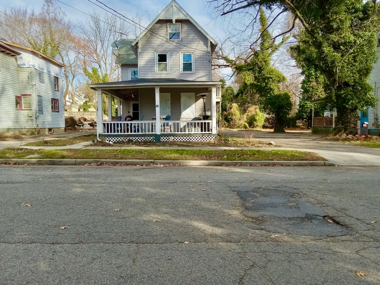 Bridgeton Apartment: 53 Lincoln St