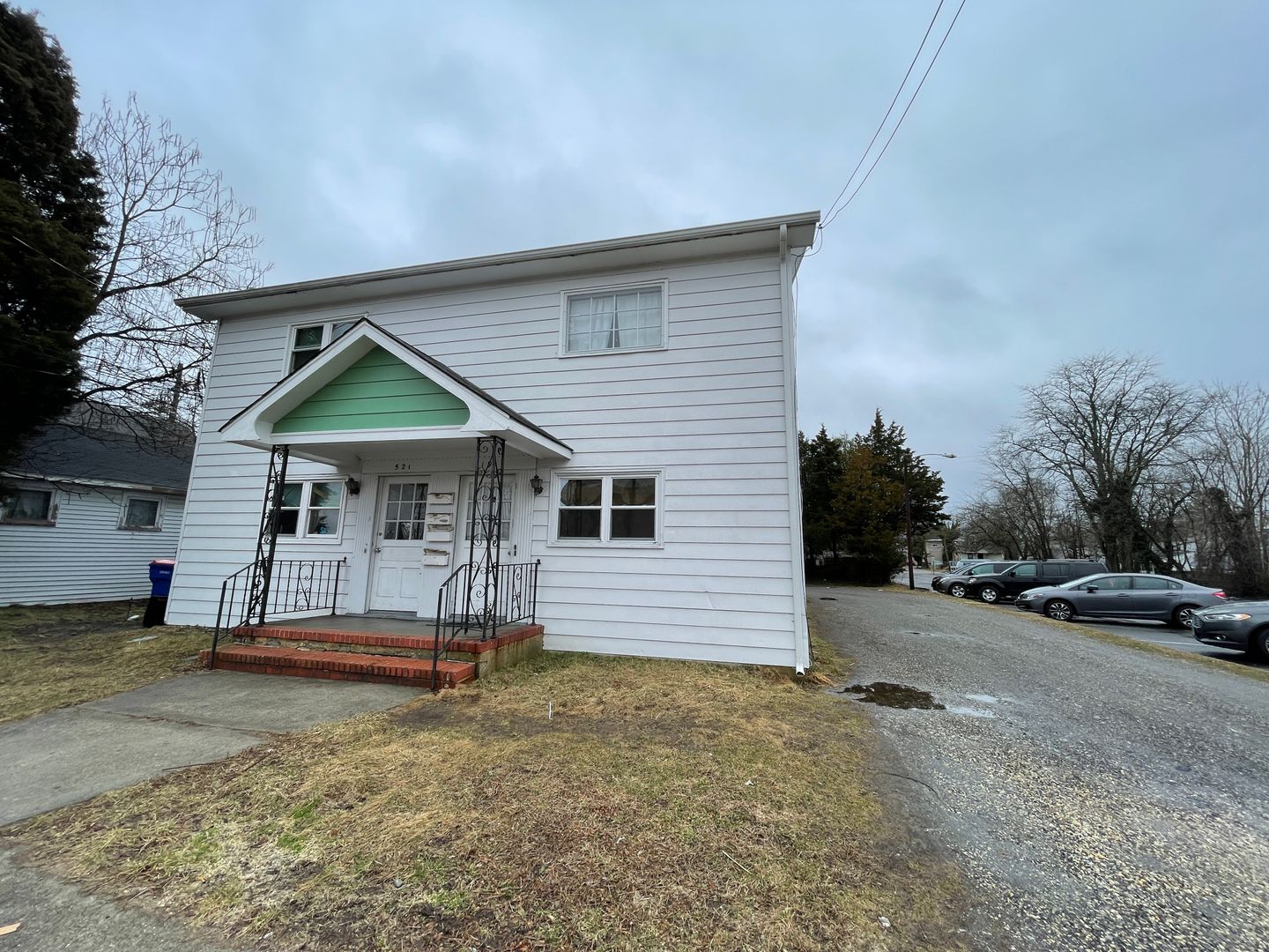 Millville Apartment: 521 E Broad St