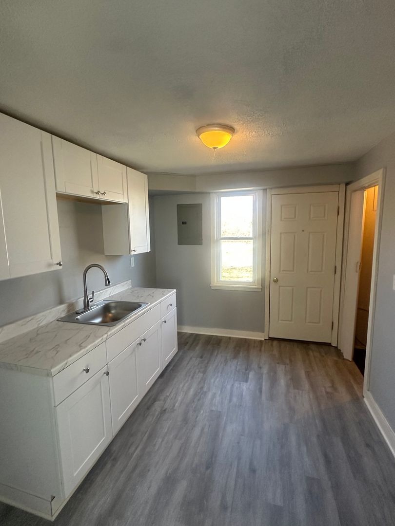 Tonawanda Townhome: 52-58 Dumas Place