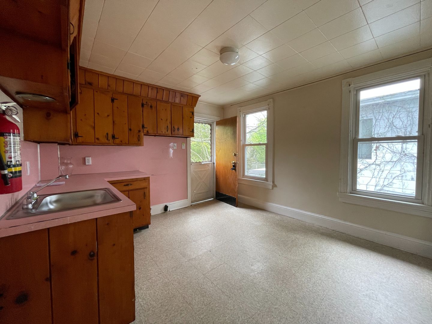 Bridgeton Apartment: 97 York St