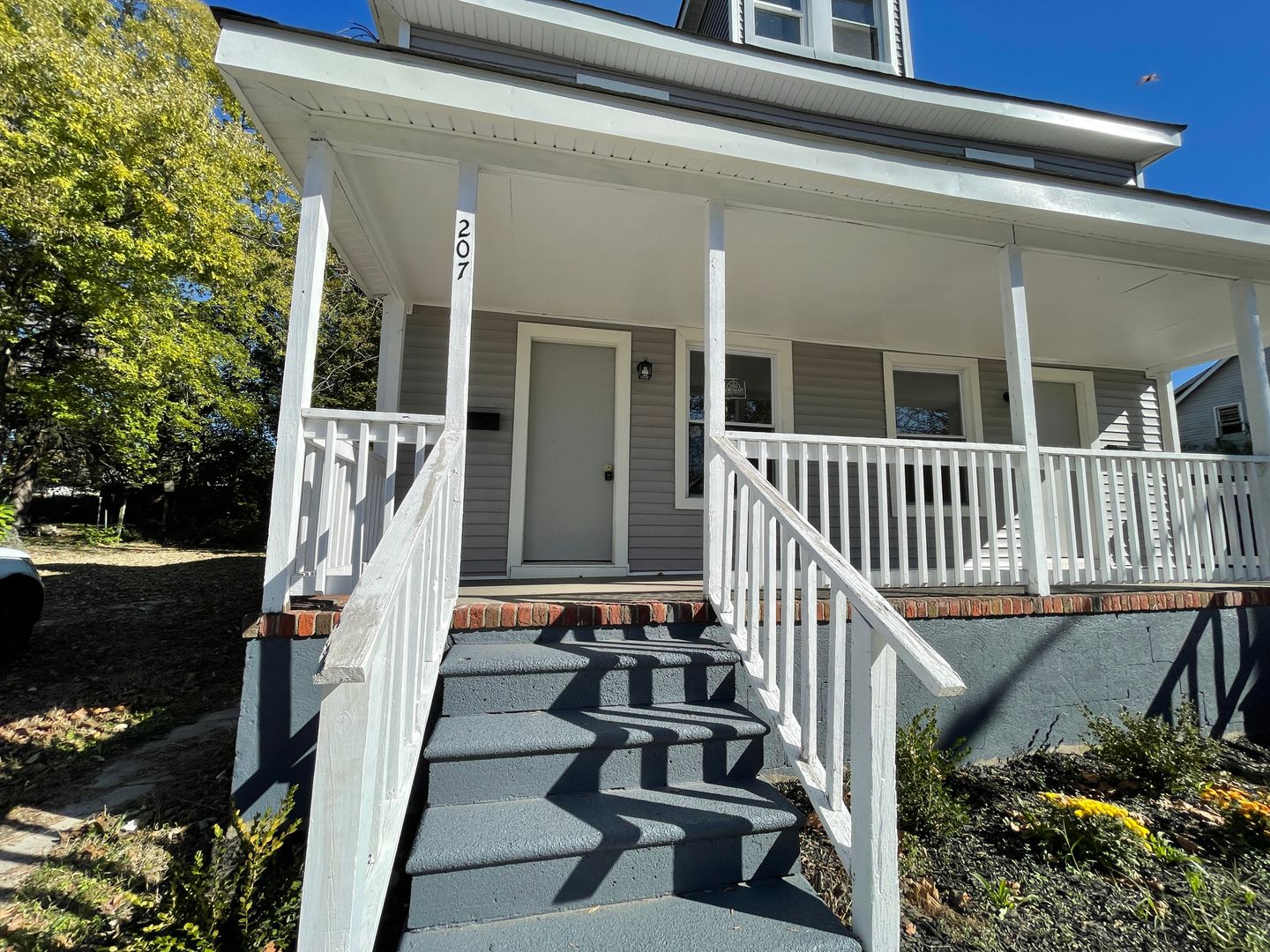Millville House: 207 S. 2nd Street