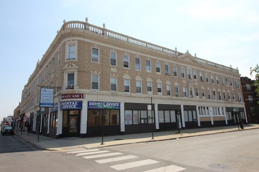 Pulaski & Milwaukee -Raw Corner Space-Bring Your Business!! Opportunity – photo 1