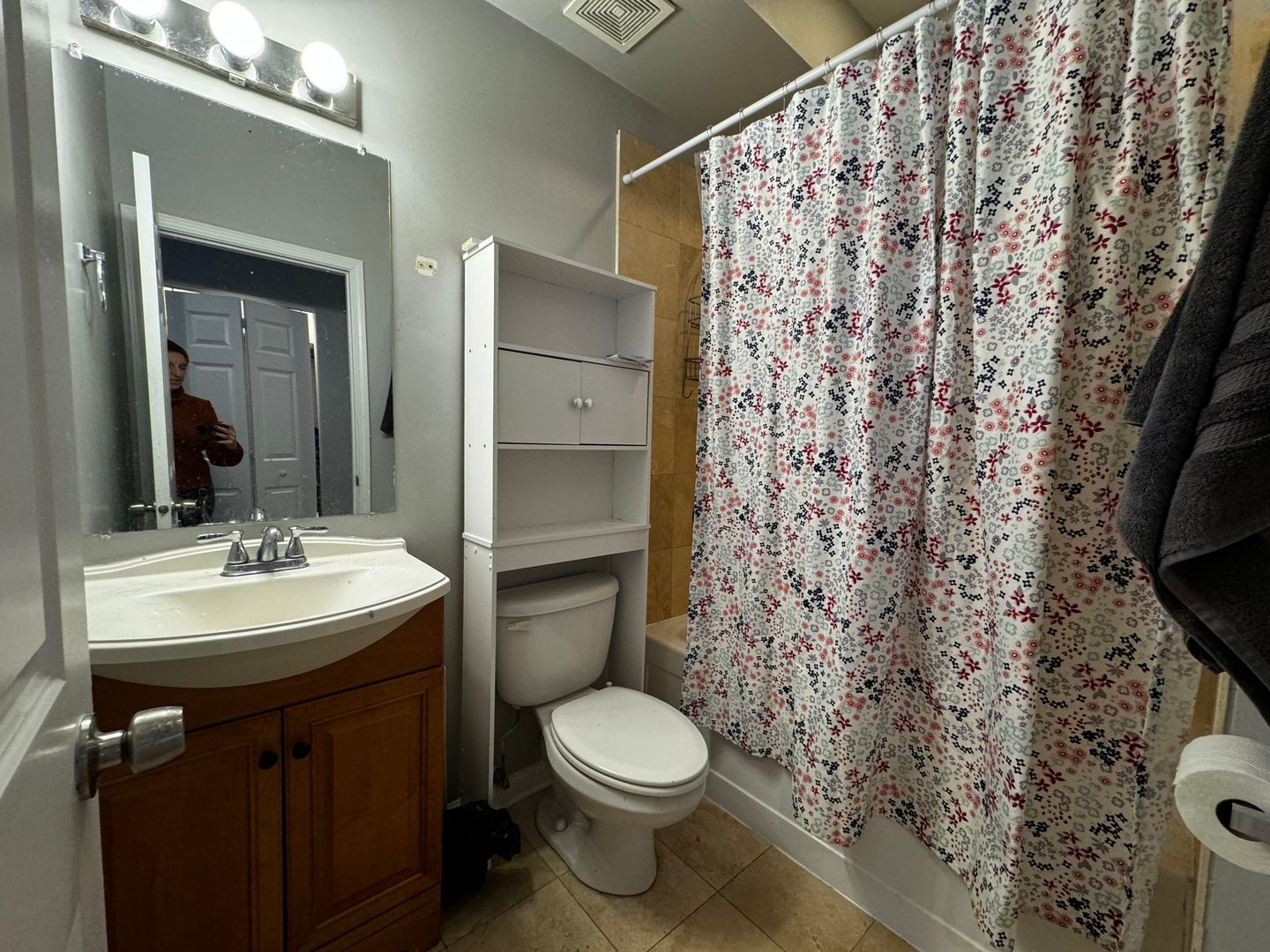 4722 N Bernard 2W, Chicago, IL 60625