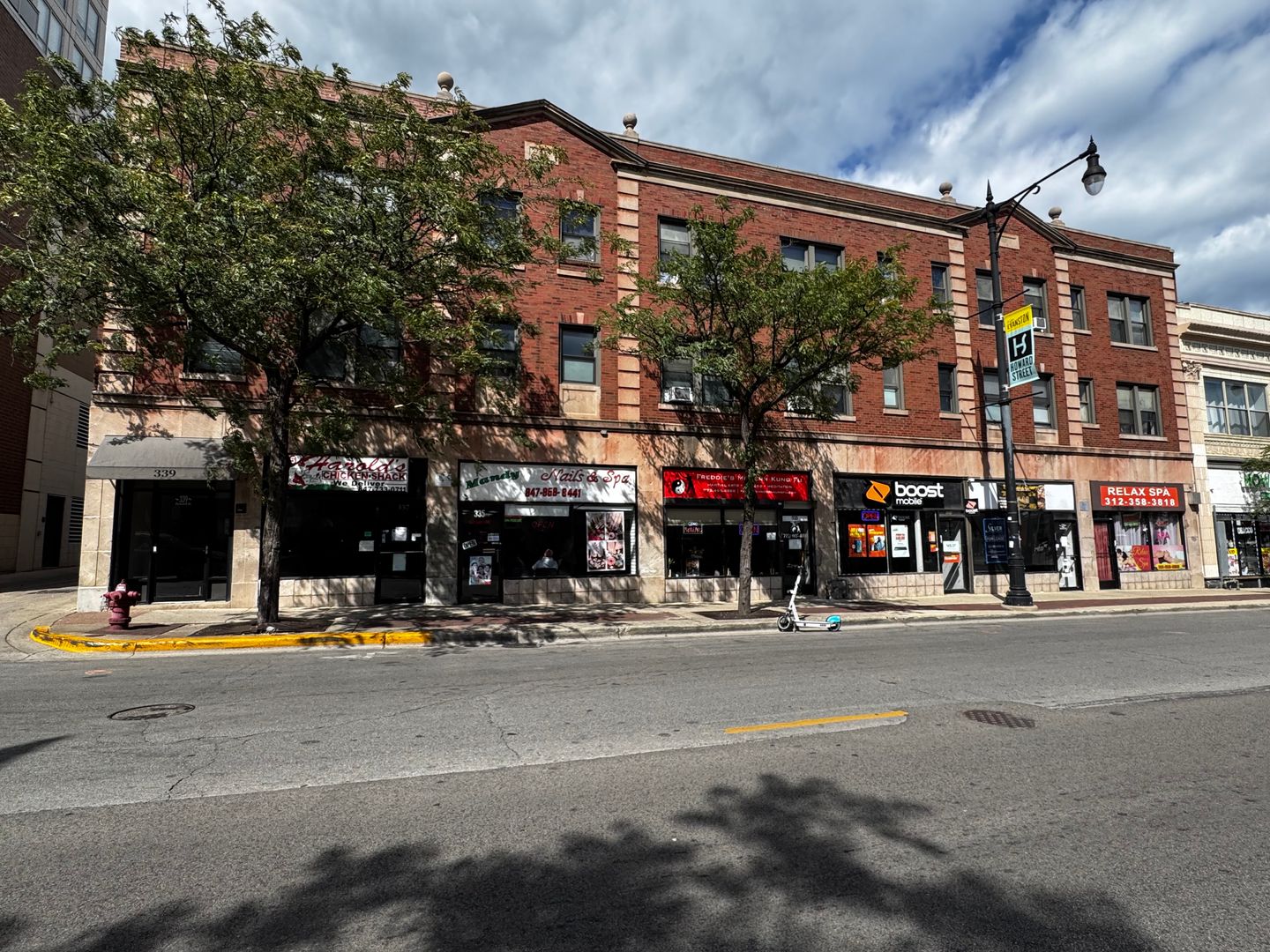 Evanston Apartment: 327-339 Howard