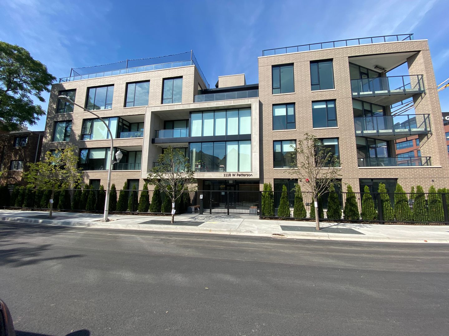 Chicago Apartment: 1118 W Patterson Ave