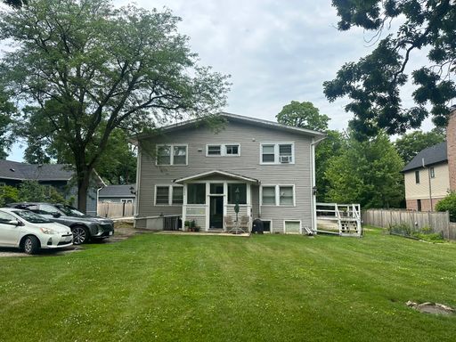 Rehabbed Highland Park 1 Bedroom Apartment w/NEW Kitchen and Bath. Heat Included!