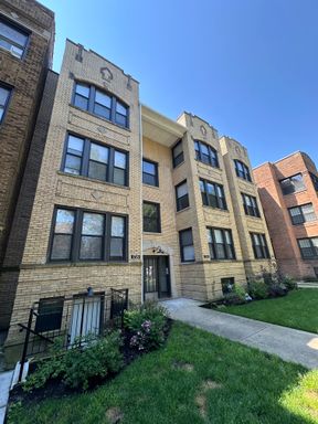 Beautiful Brand New 2 Bedroom Apartment. Gorgeous New Kitchen, Bathroom and Appliances. Outdoor Space! – photo 1