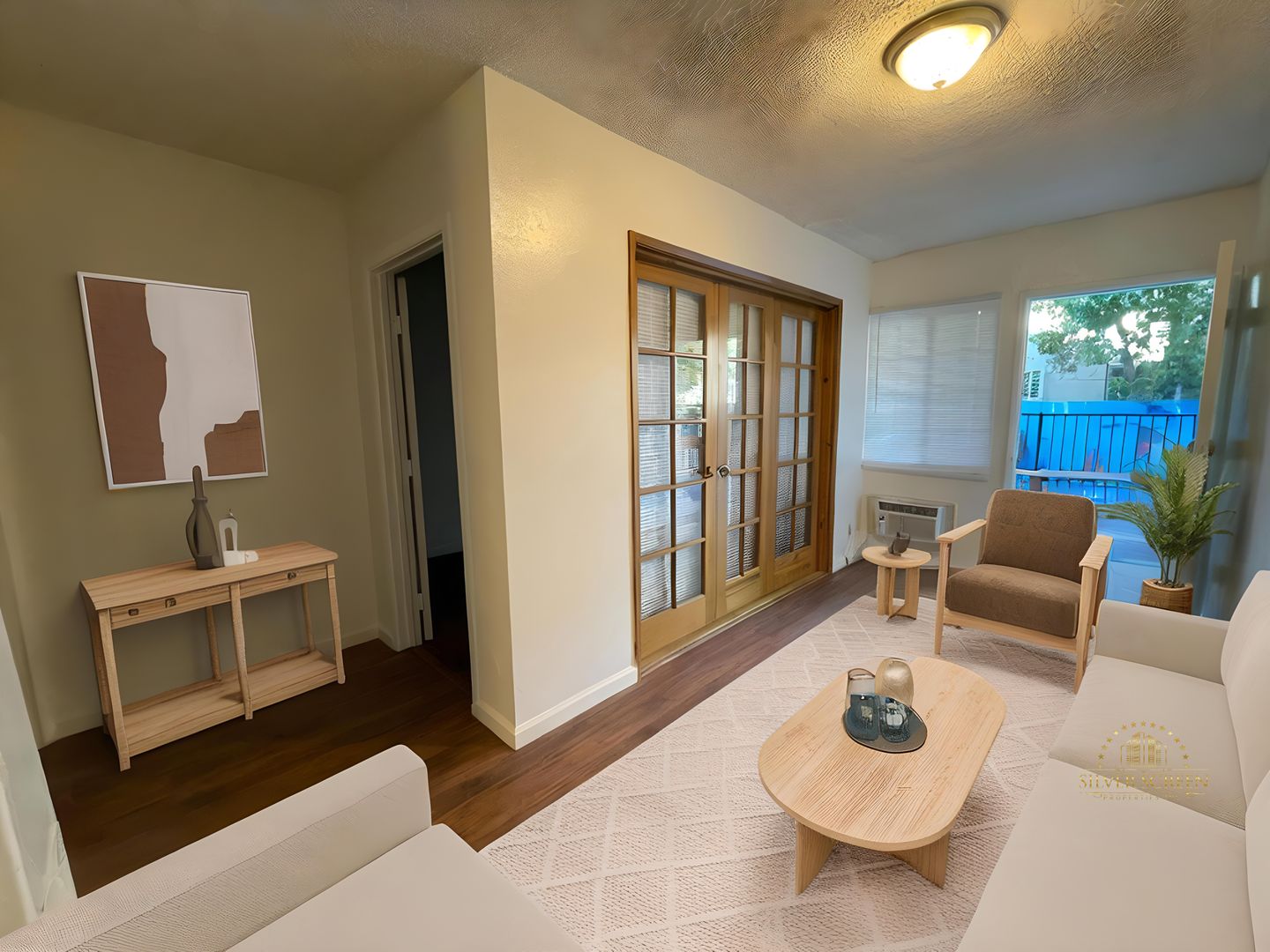 Los Angeles Apartment: 1767 Orchid Ave.