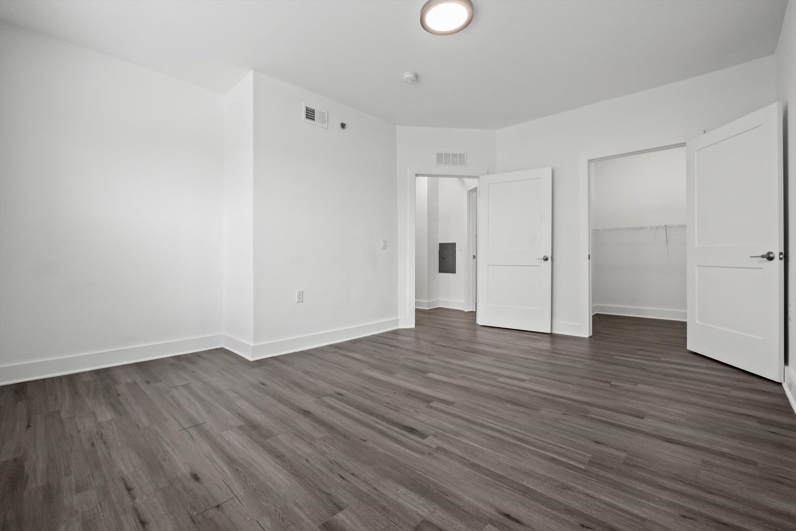 WESTWILL APARTMENTS 39 of 46