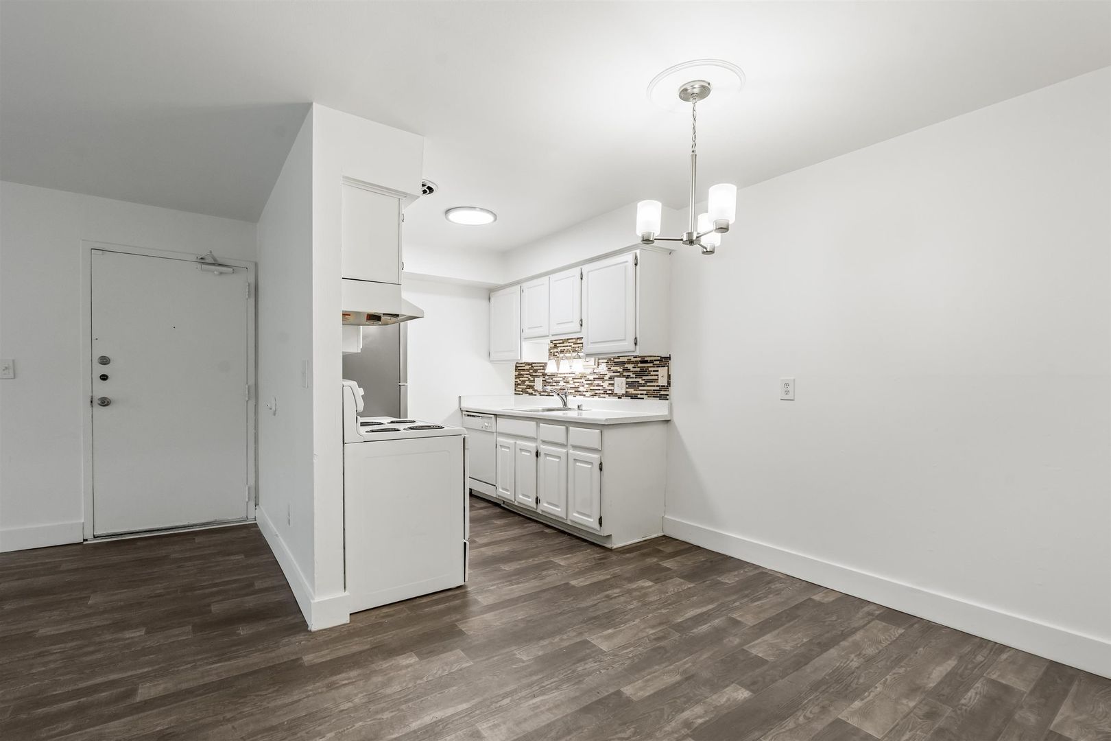 Southfield Apartment: 25400 Basin Street