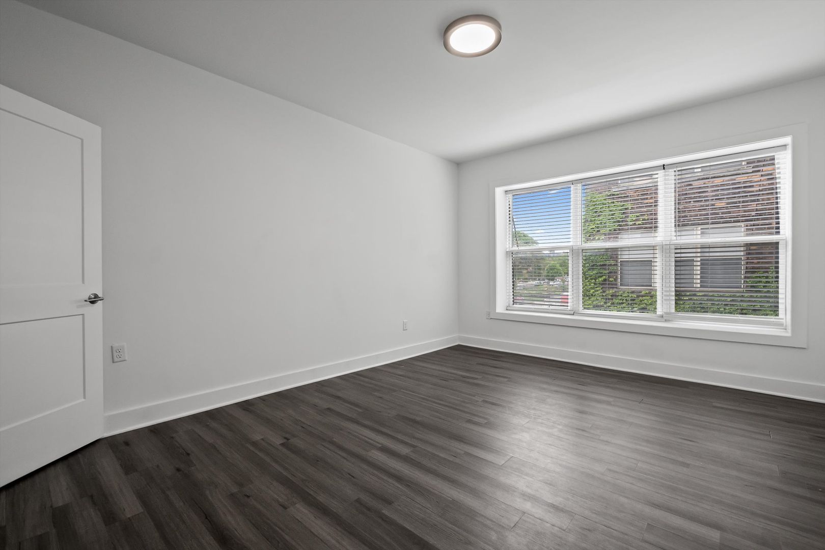 WESTWILL APARTMENTS 38 of 46