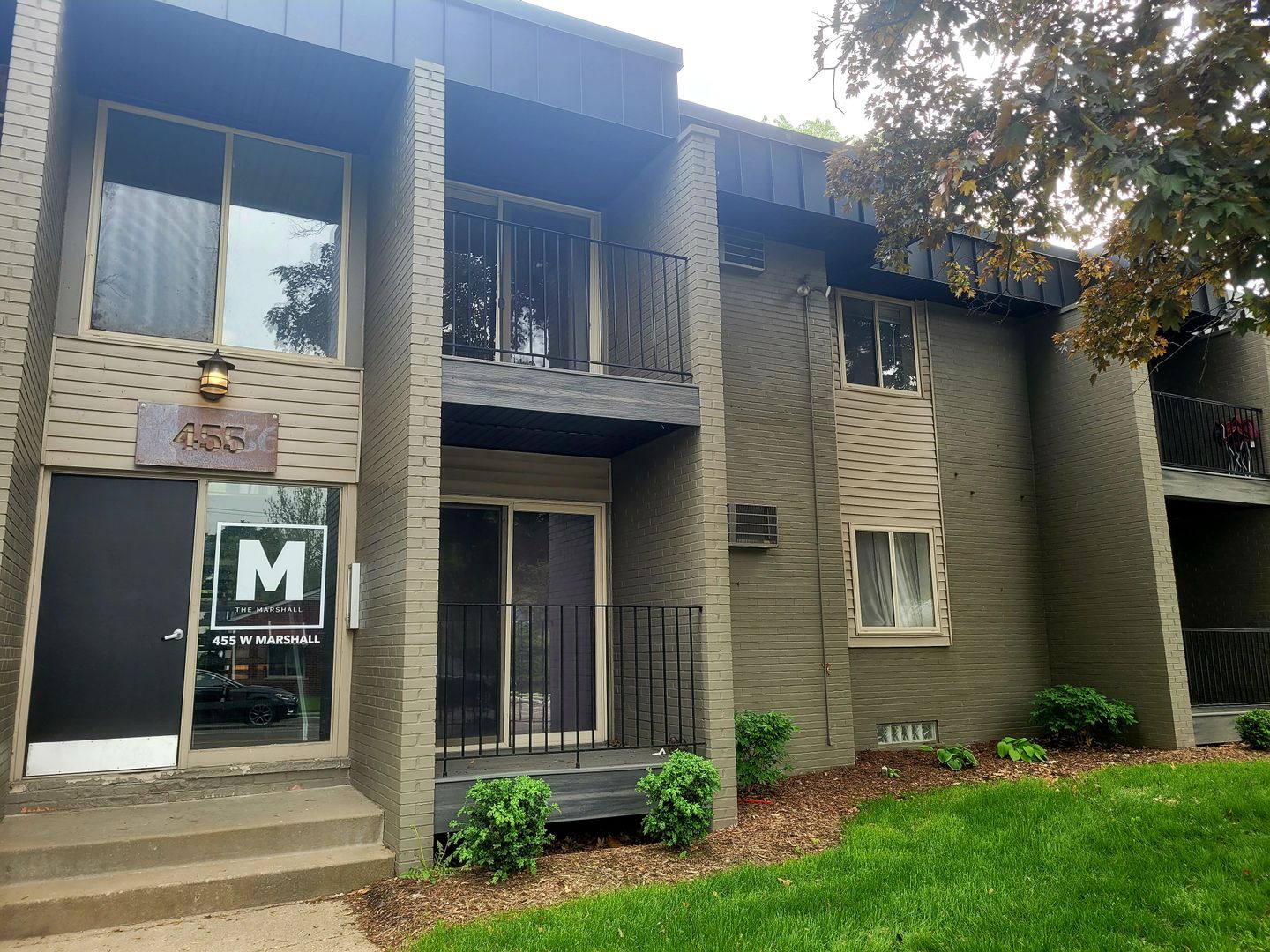 Ferndale Apartment: 455 W Marshall