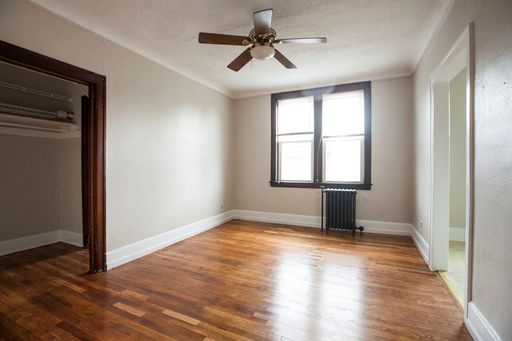 **SUPER LOW RATE** Corktown Studio in clean, renovated historic building – photo 1