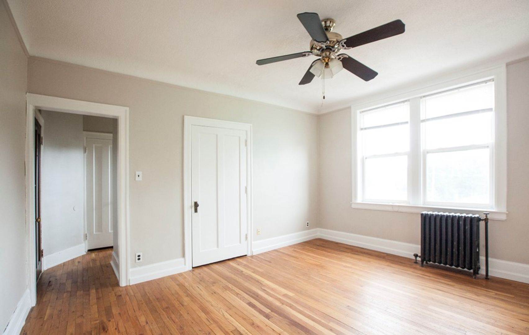 Detroit Apartment: 2072 Wabash