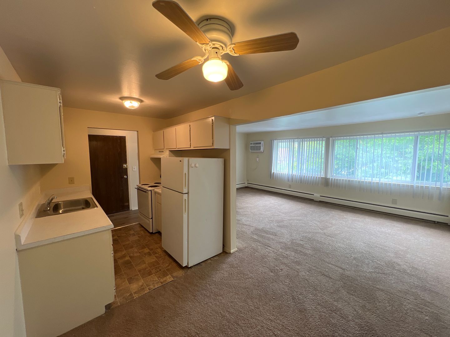 Detroit Apartment: 18637 James Couzens Freeway