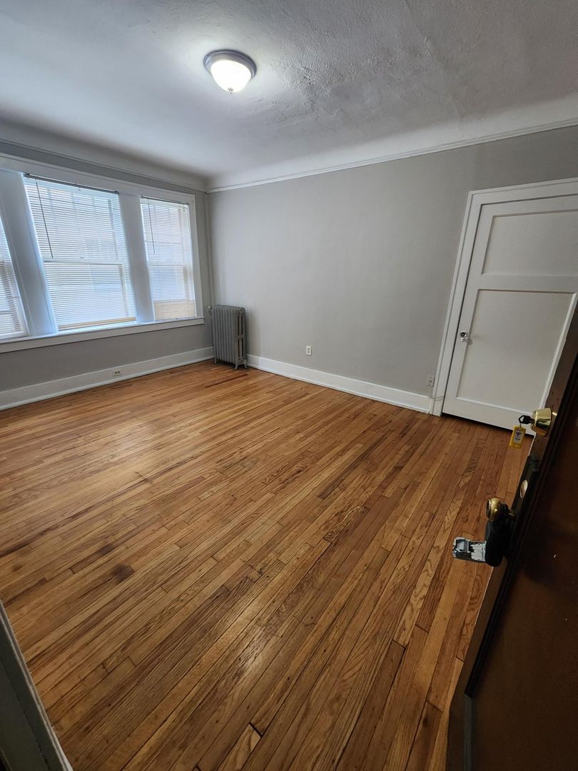 Detroit Apartment: 691 Seward