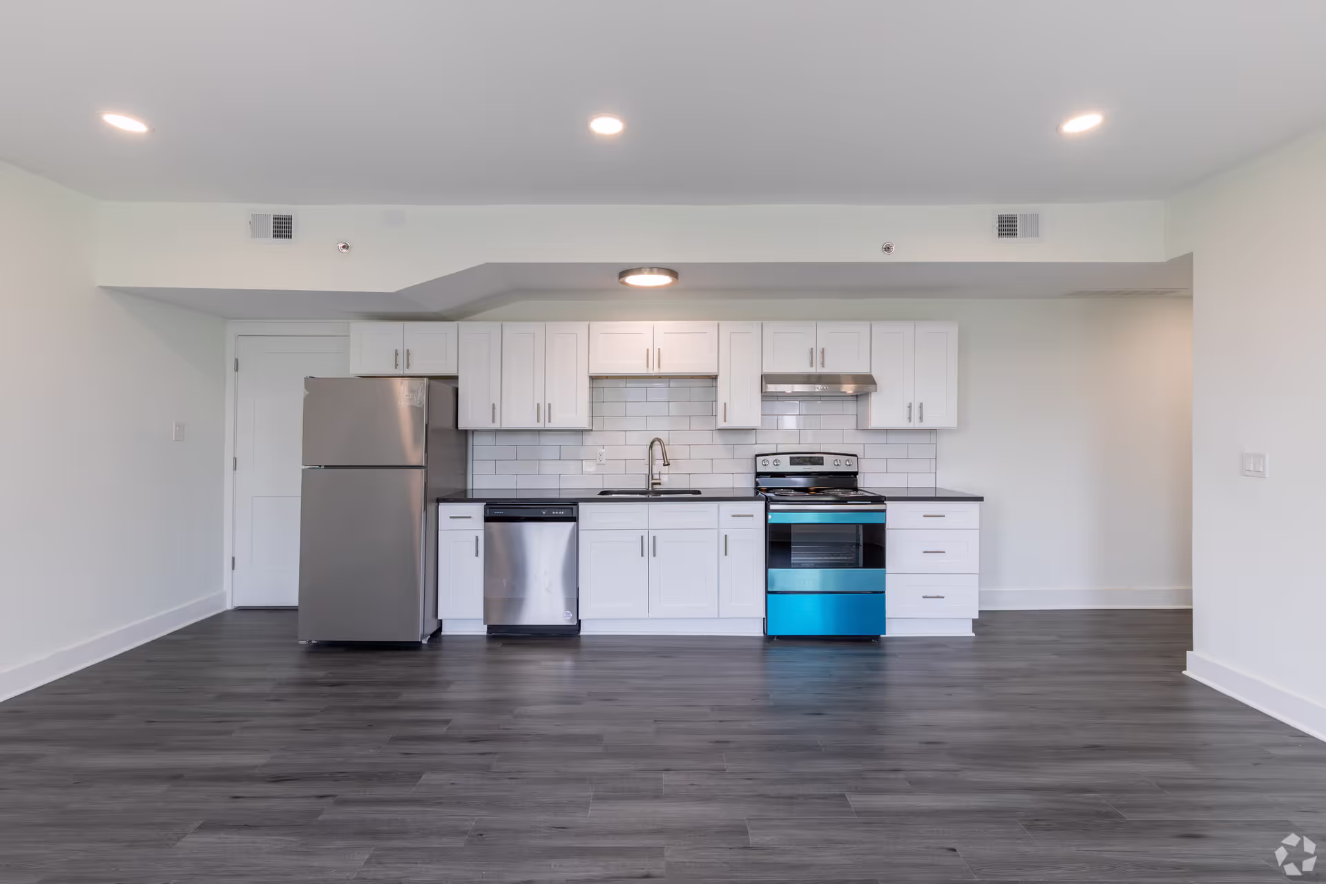 WESTWILL APARTMENTS 5 of 12