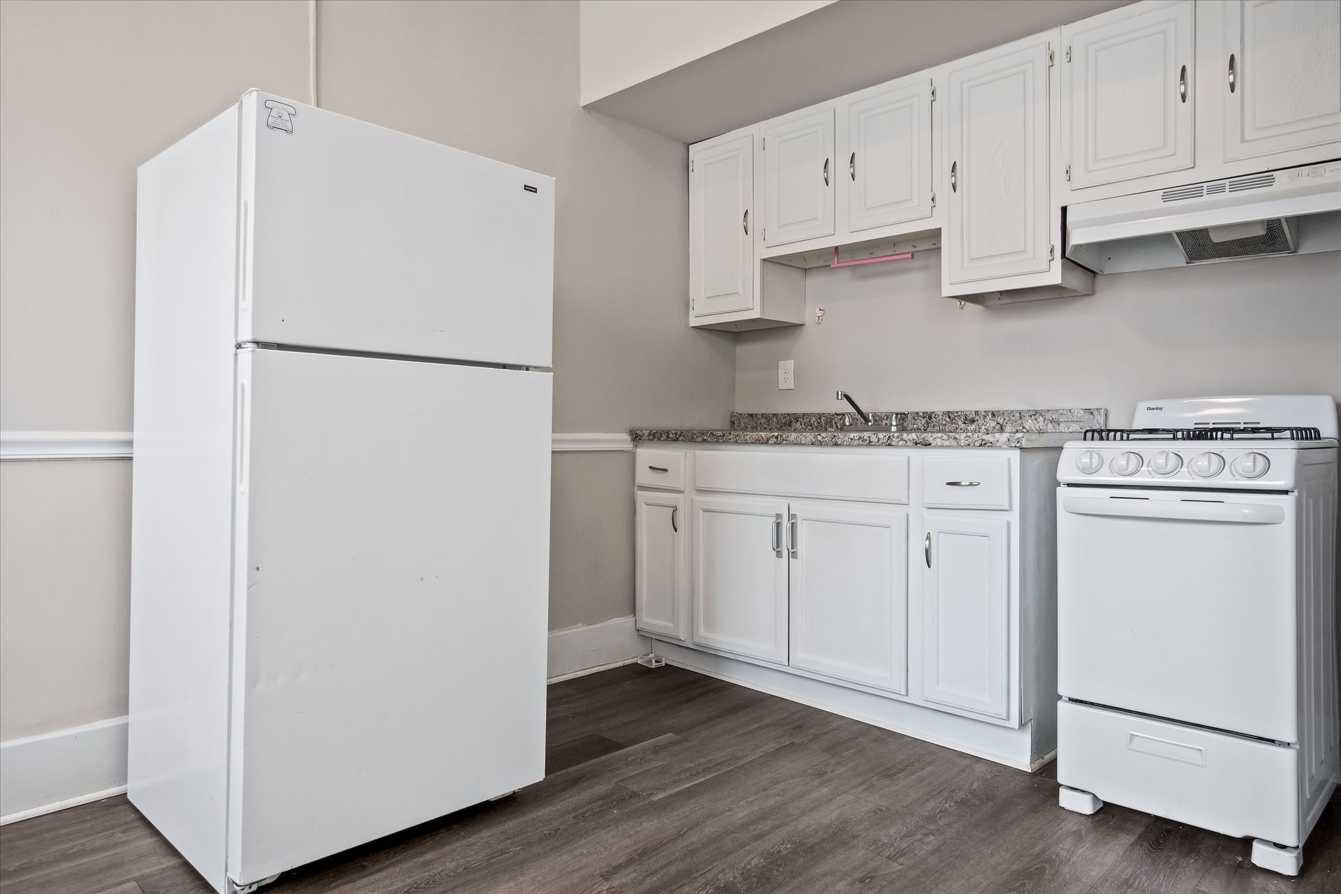 Detroit Apartment: 656 Lothrop