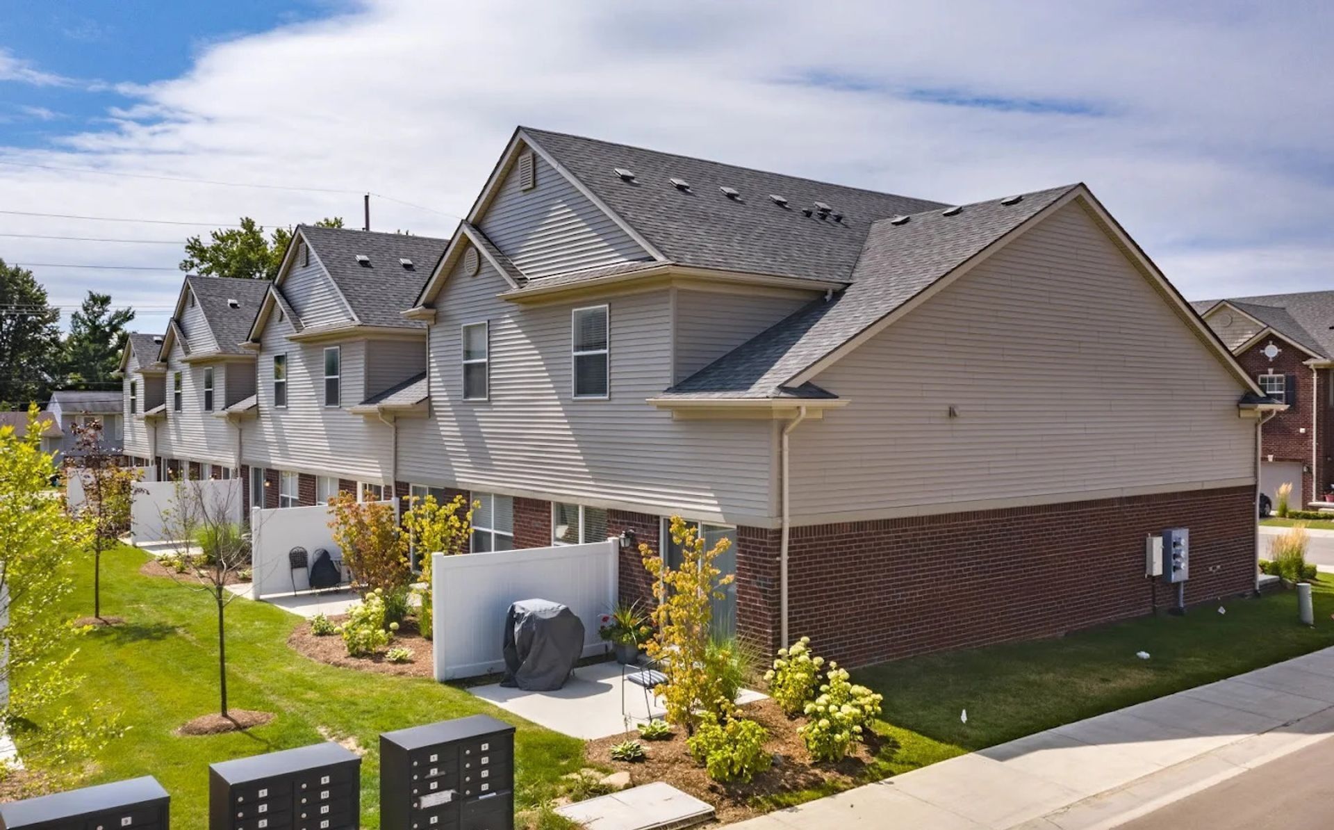 Baldwin Square Townhomes 28 of 40