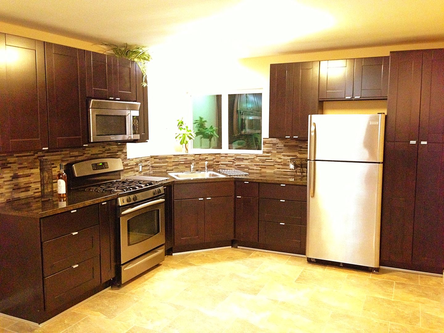 Burbank Apartment: 3412-3414 W Victory Blvd.