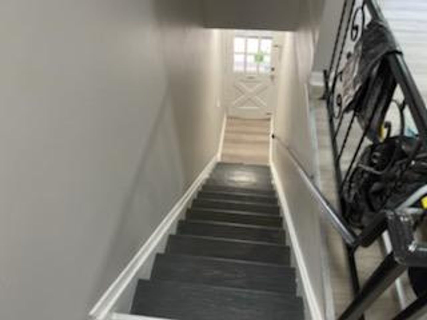 Trenton Apartment: 234 Maple Ave