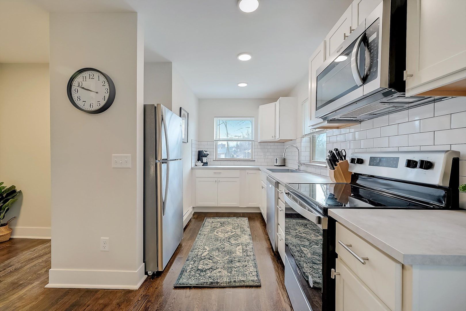 Cincinnati Apartment: 2626 Victory Parkway