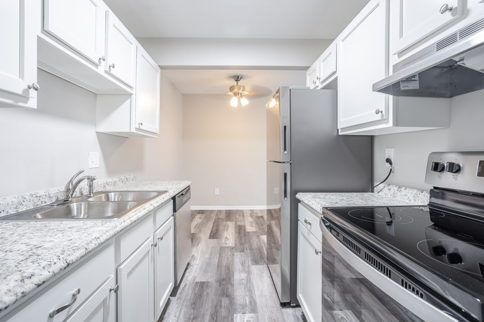 Cincinnati Apartment: 1632 Linden Dr