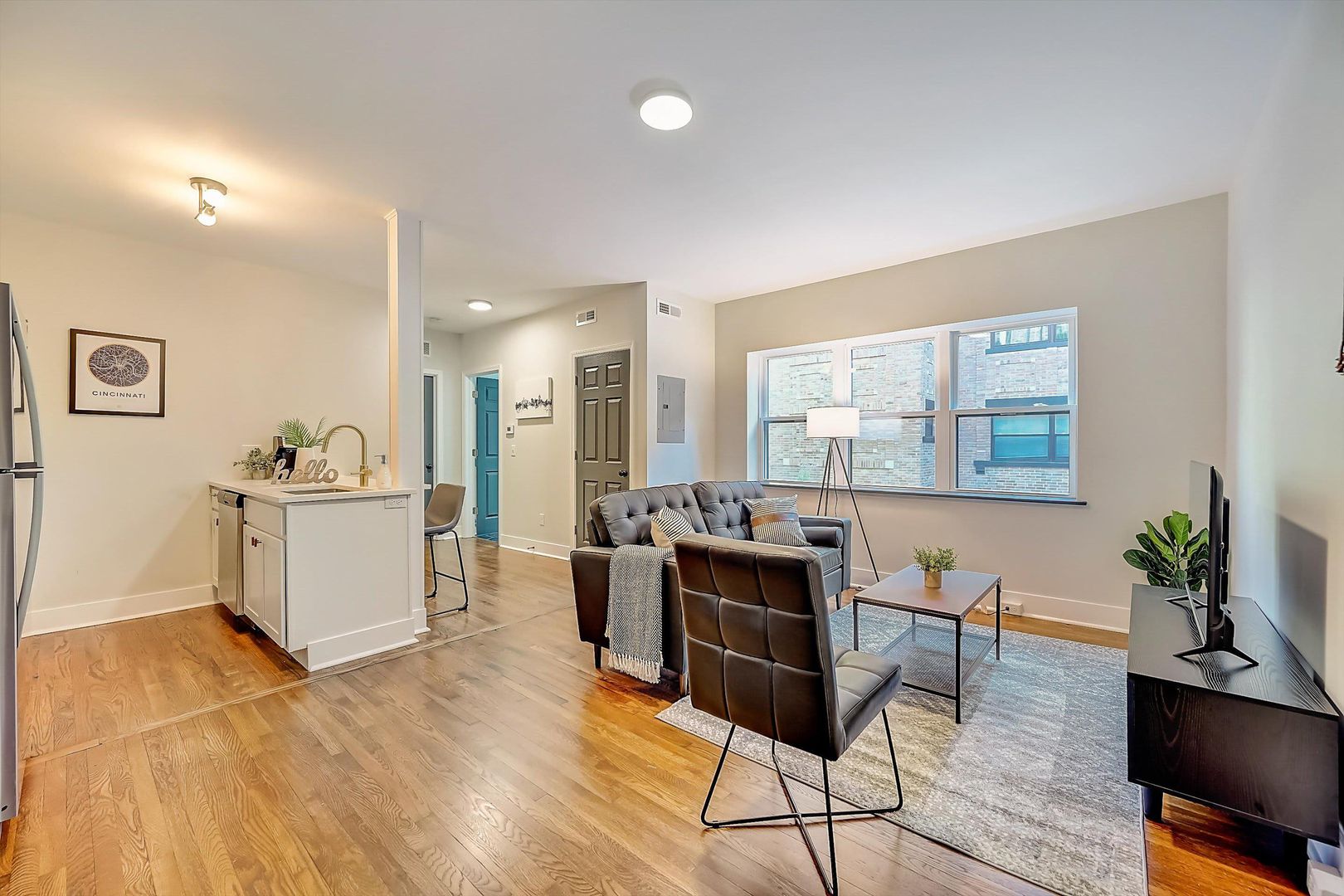 Cincinnati Apartment: 2624 Victory Parkway