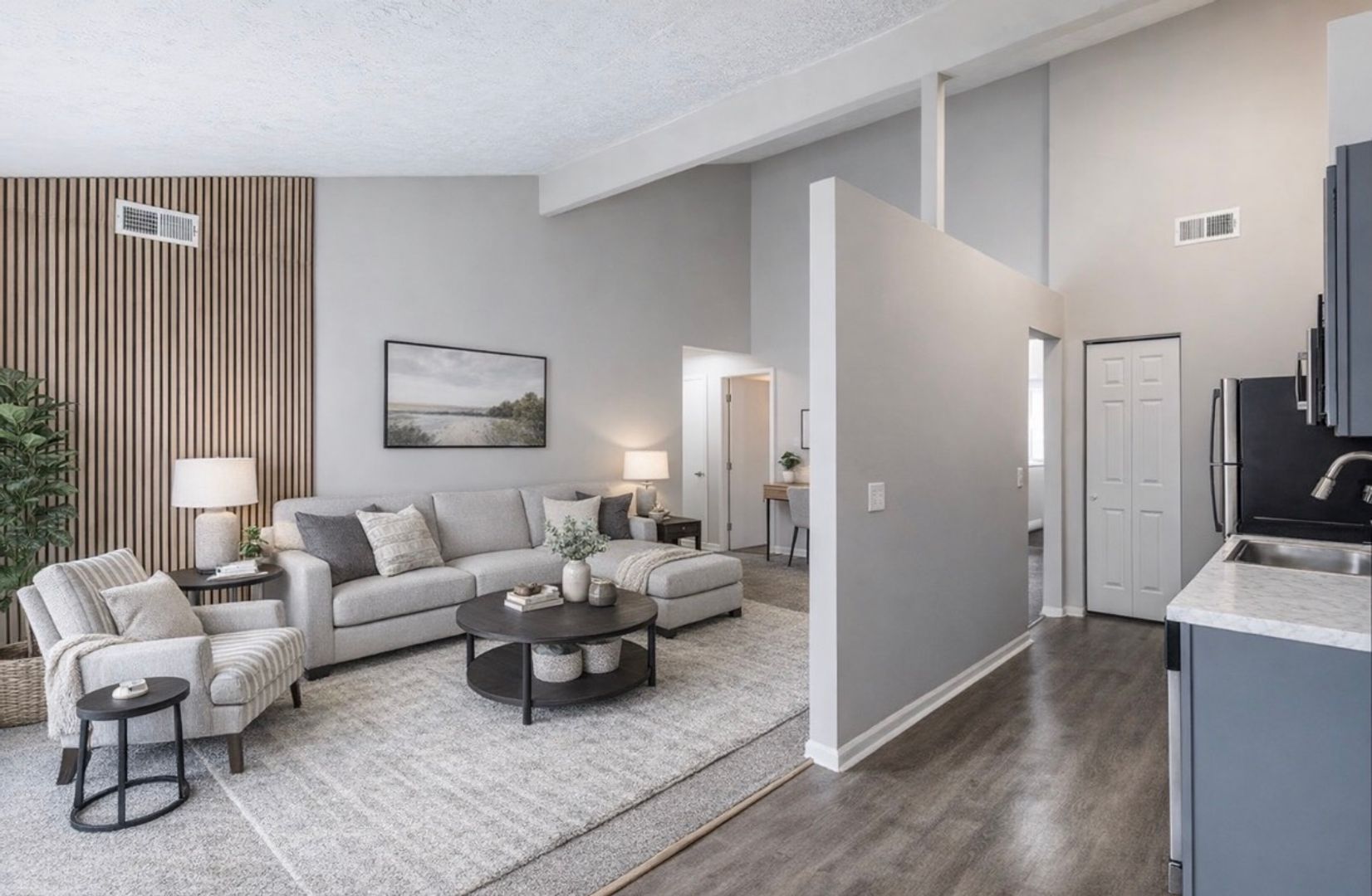 Cincinnati Apartment: 603 Hanna Ave