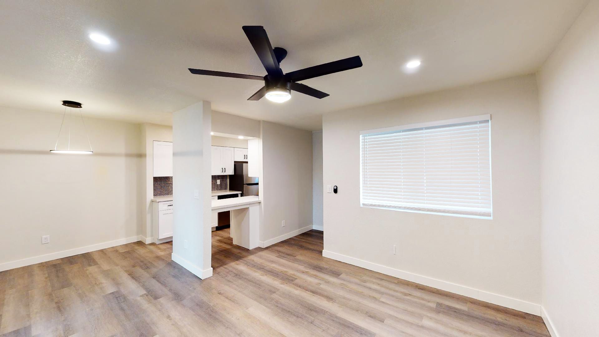 Phoenix Apartment: 1621 W Denton Lane