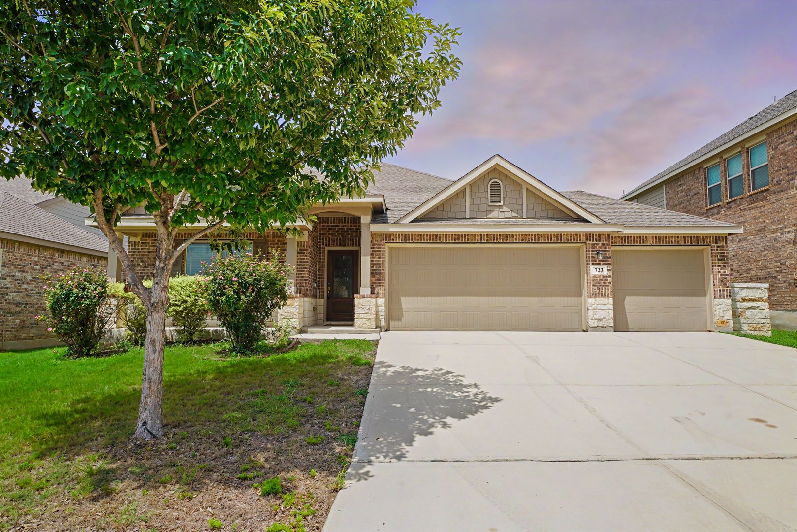San Antonio House: 723 Gallorette Bluff