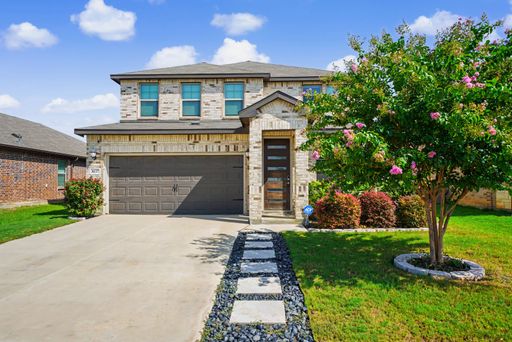 Spacious 5-Bedroom Home in Schertz - Realtor Commission: $650 – photo 1