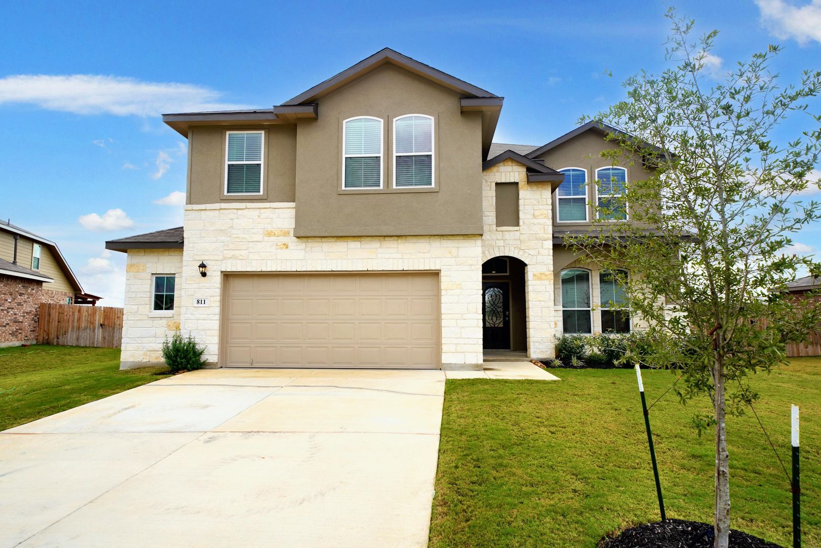 Cibolo House: 811 Golden Shore