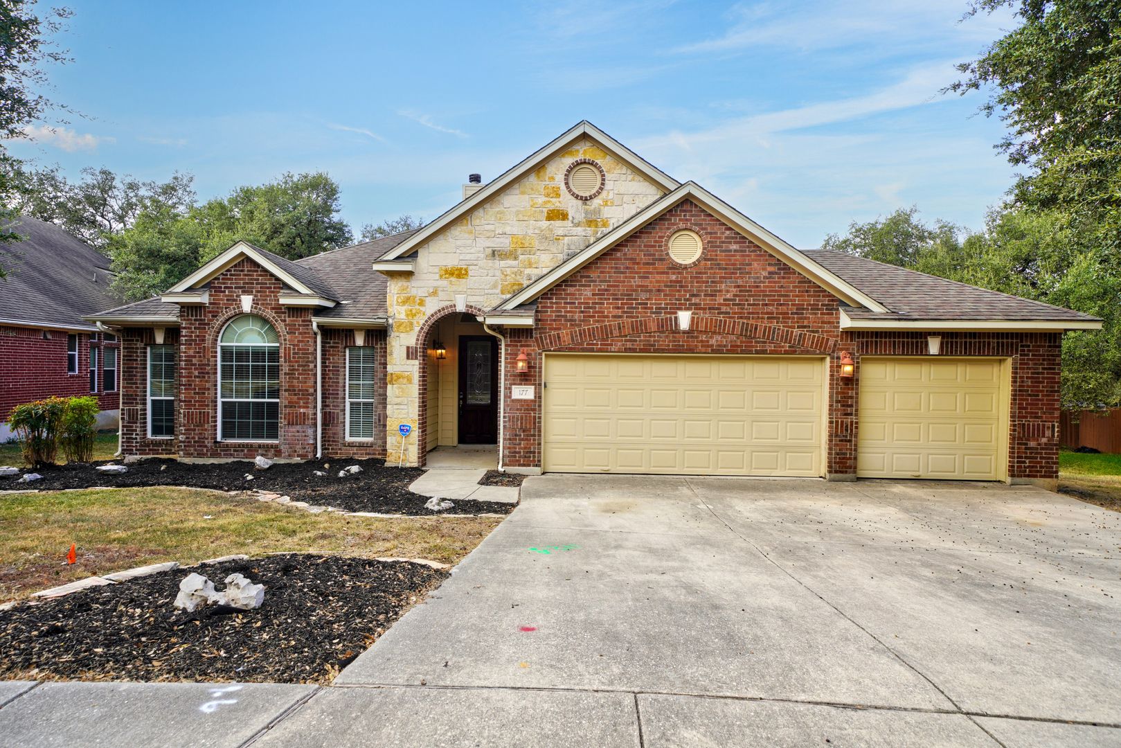 Cibolo House: 177 Brush Trail Lane