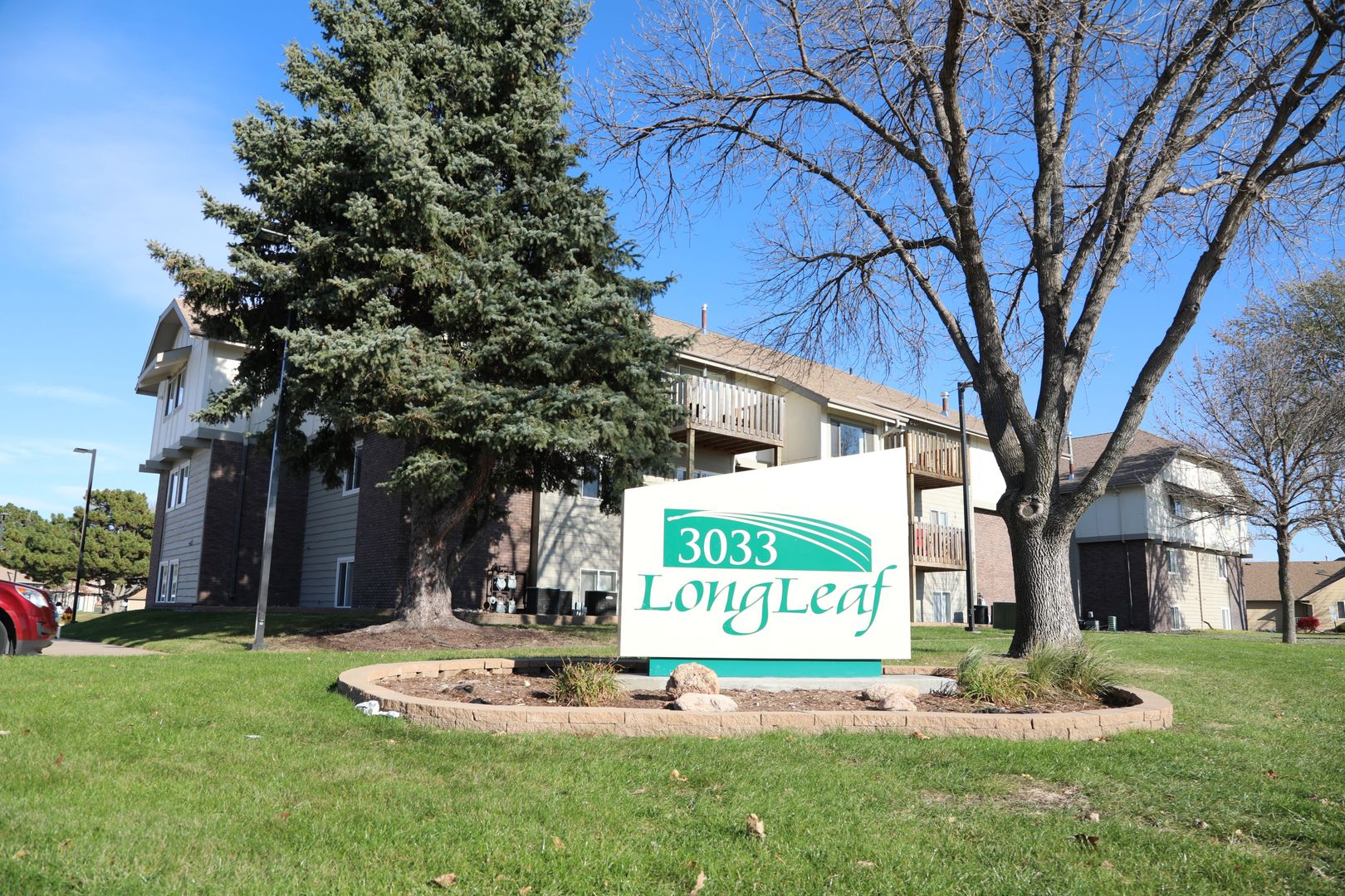 Grand Island Apartment: 3033 W Capital Ave