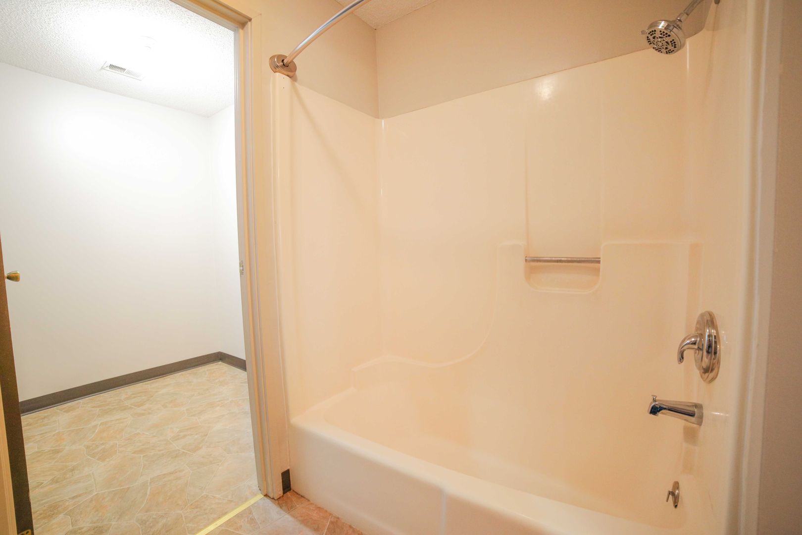 LongLeaf Apartments 10 of 10