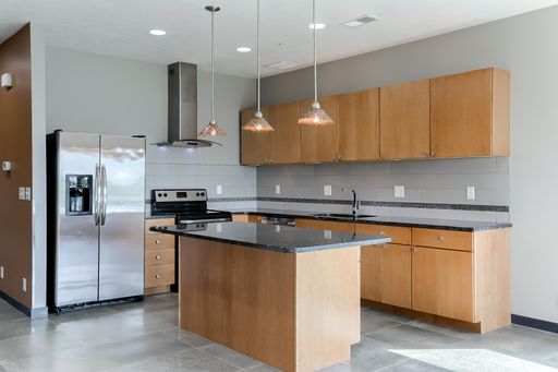Massive and Modern 3 bedroom, 3 bathroom For Rent – photo 1