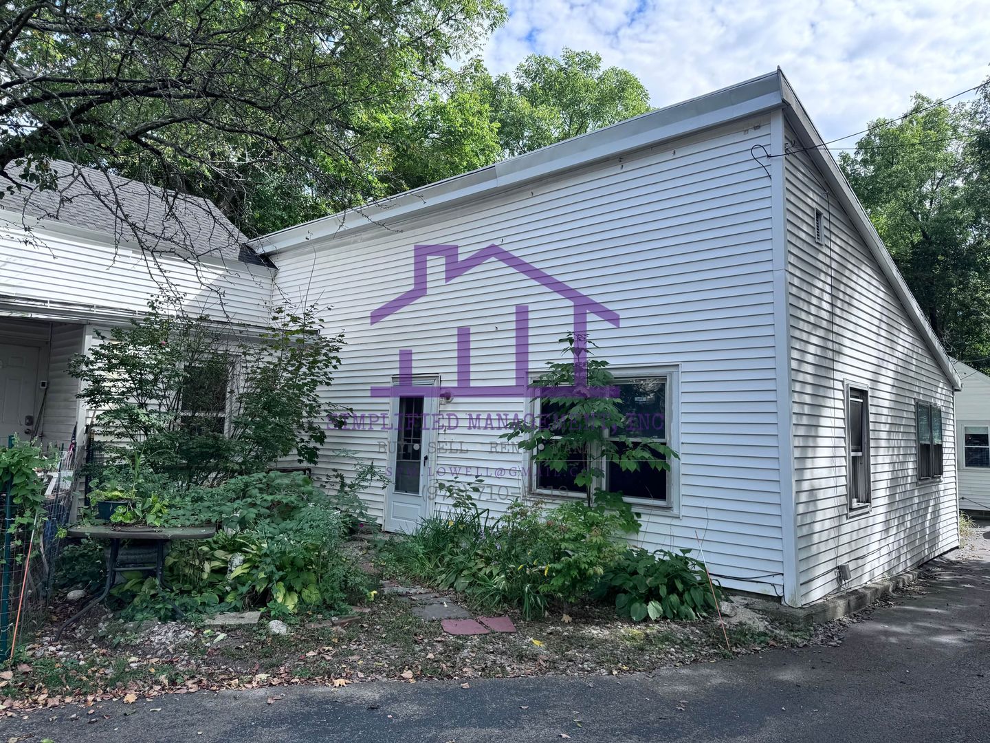 Pepperell Apartment: 3-7 Main St, Pepperell, MA