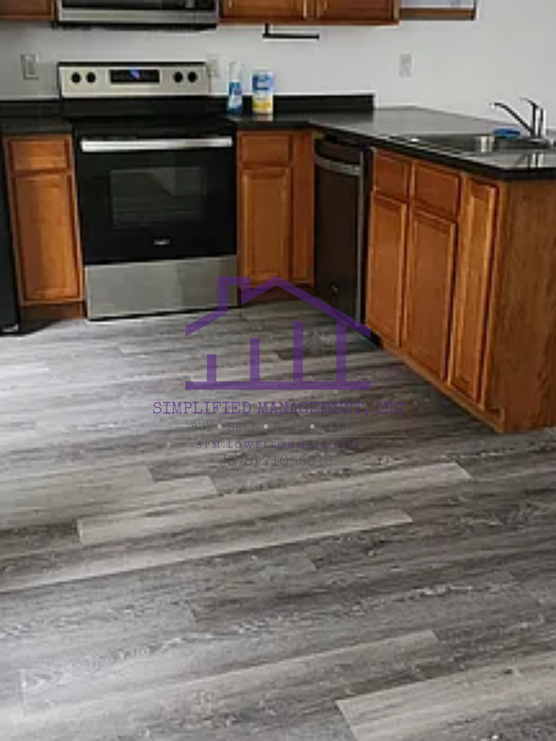 Rochester Apartment: 2-48 Townsend Lane, Rochester, NH