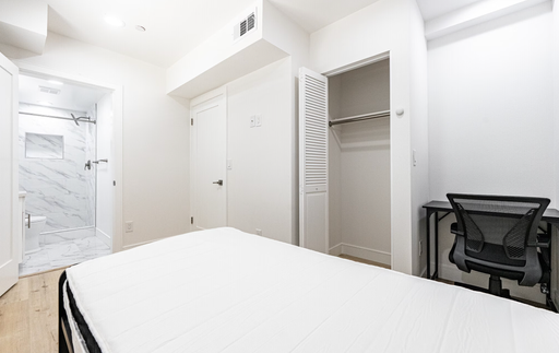 Brand New Construction Private Rooms with Private Baths within USC patrol zone – photo 1