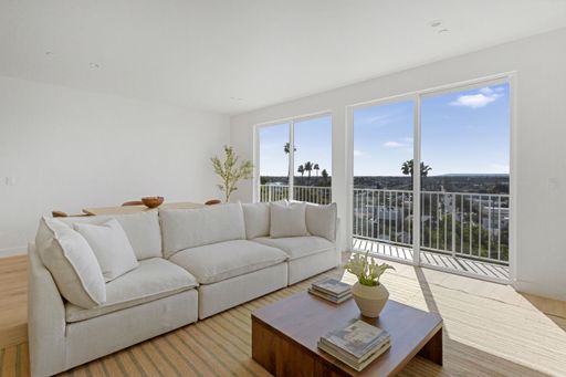 Brand New 2-Bed/2-Bath in Jefferson Park Near Culver City & Mid-City lifestyle – photo 1