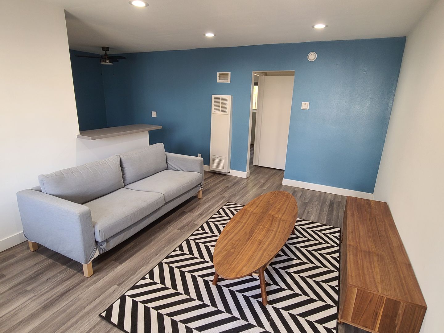 Los Angeles Apartment: 1330 Liberty Street