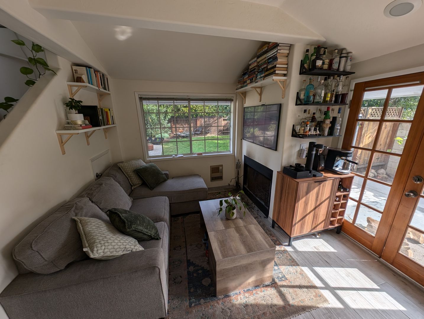 Santa Barbara Apartment: 338 Apple Grove Lane - ADU
